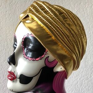 Shiny Gold Metallic Pinup Turban cloche hat Hollywood Glamour